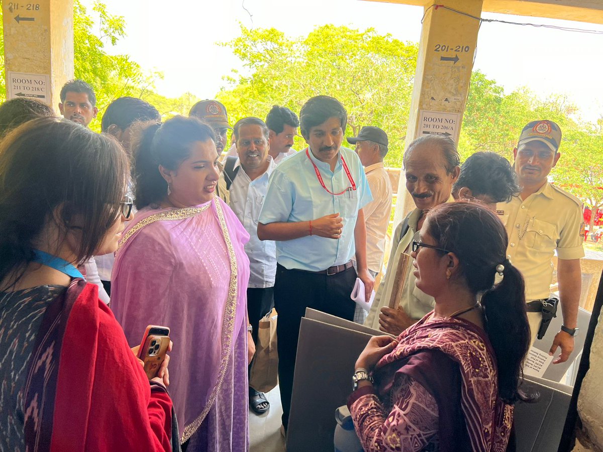 deokalaburagi (@deokalaburagi) on Twitter photo Ms Fouzia Taranum, IAS Deputy Commissioner & District Election Officer, Kalaburagi visited mustering center Kalaburagi Rural
<a href="/ceo_karnataka/">Chief Electoral Officer, Karnataka</a>
<a href="/ECISVEEP/">Election Commission of India</a>
<a href="/SpokespersonECI/">Spokesperson ECI</a>
<a href="/DCKalaburagi/">DC Kalaburagi</a>
<a href="/Kalaburgivarthe/">DIPR-KALABURAGI</a> Ms Fouzia Taranum, IAS Deputy Commissioner & District Election Officer, Kalaburagi visited mustering center Kalaburagi Rural
<a href="/ceo_karnataka/">Chief Electoral Officer, Karnataka</a>
<a href="/ECISVEEP/">Election Commission of India</a>
<a href="/SpokespersonECI/">Spokesperson ECI</a>
<a href="/DCKalaburagi/">DC Kalaburagi</a>
<a href="/Kalaburgivarthe/">DIPR-KALABURAGI</a>