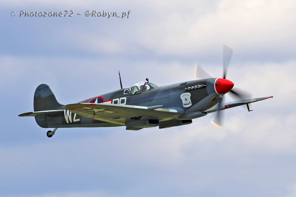 EssexHebridean's tweet photo. Today's #StartTheWeekSpitfire is the beautiful #SuffolkSpitfire - mainly because I finally got to see her airborne yesterday at @IWMDuxford https://t.co/2kDTbzKp0O