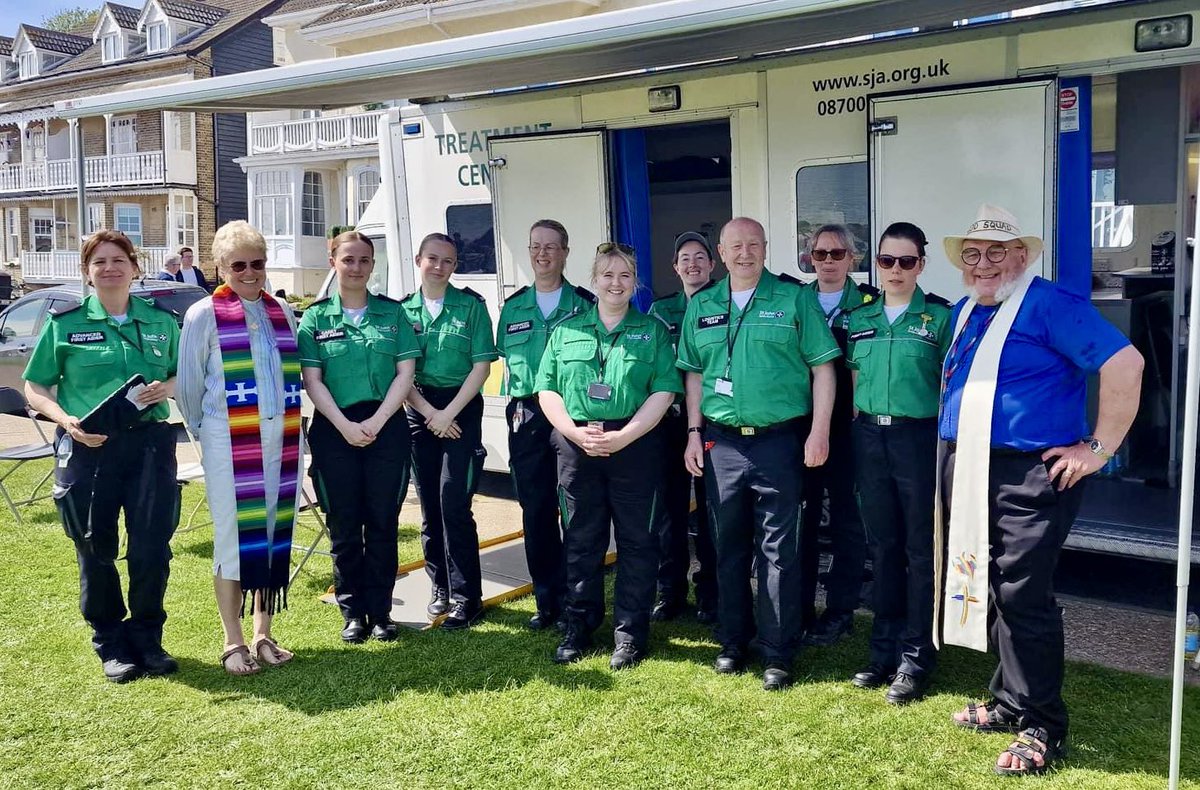 …and we also blessed the staff and whole First Aid unit of our wonderful @stjohnambulance volunteer team.
Great 👍🏾 job people