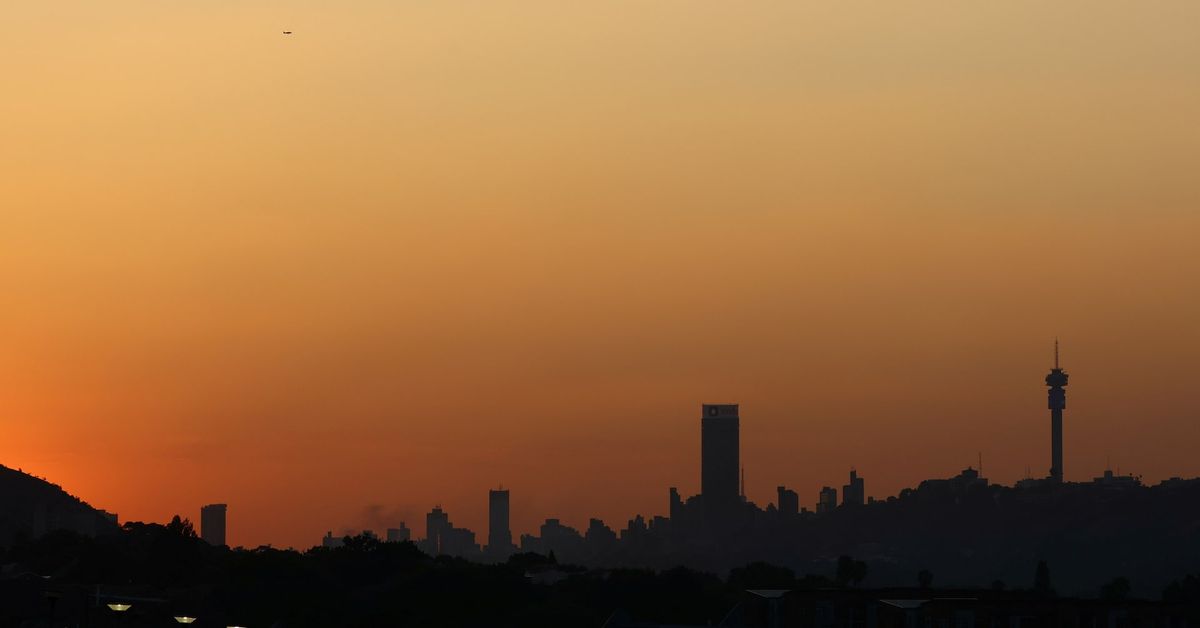 South Africa business activity rises in April, PMI shows reut.rs/3UtFLvR