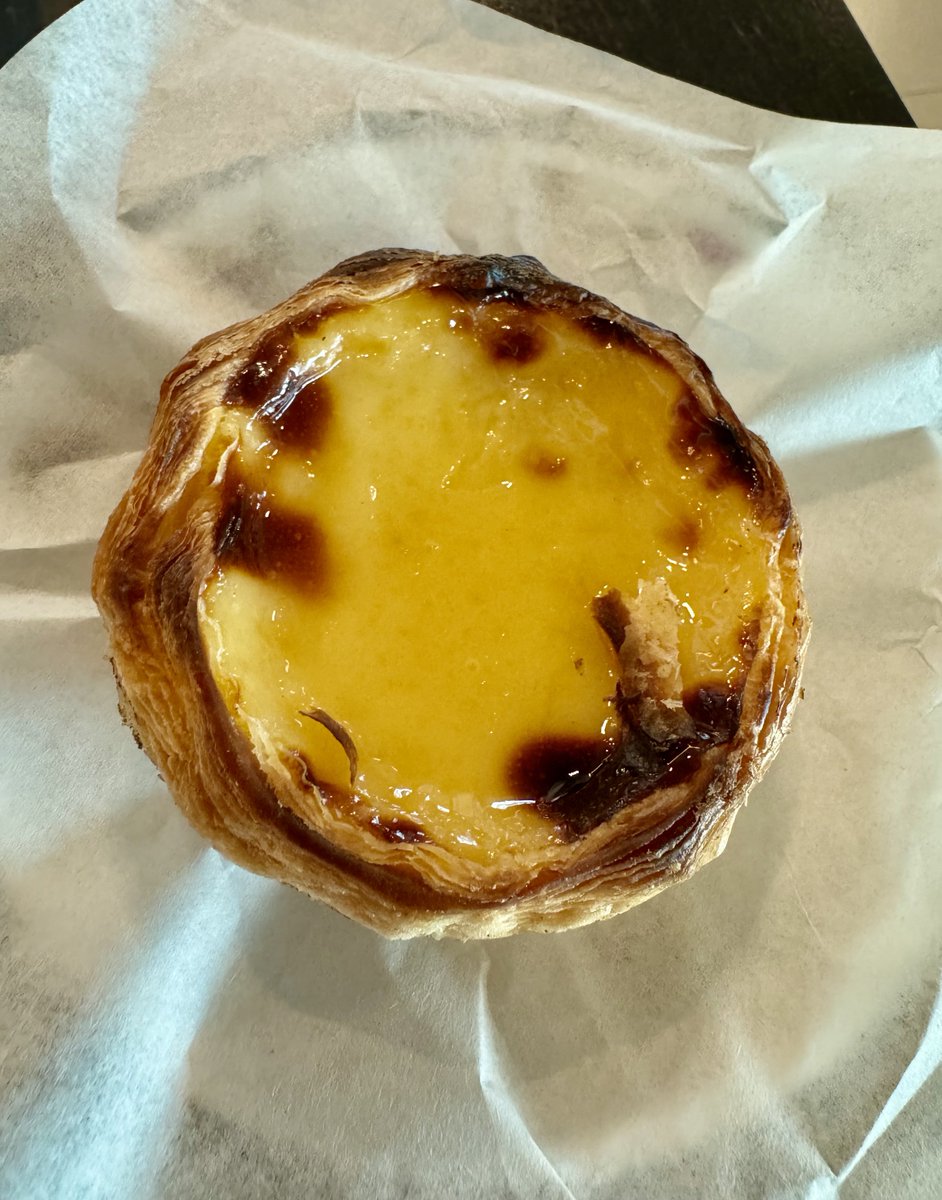 I’m addicted to pasteis de nata 😋 #SashaEats #dessert #foodie #yum