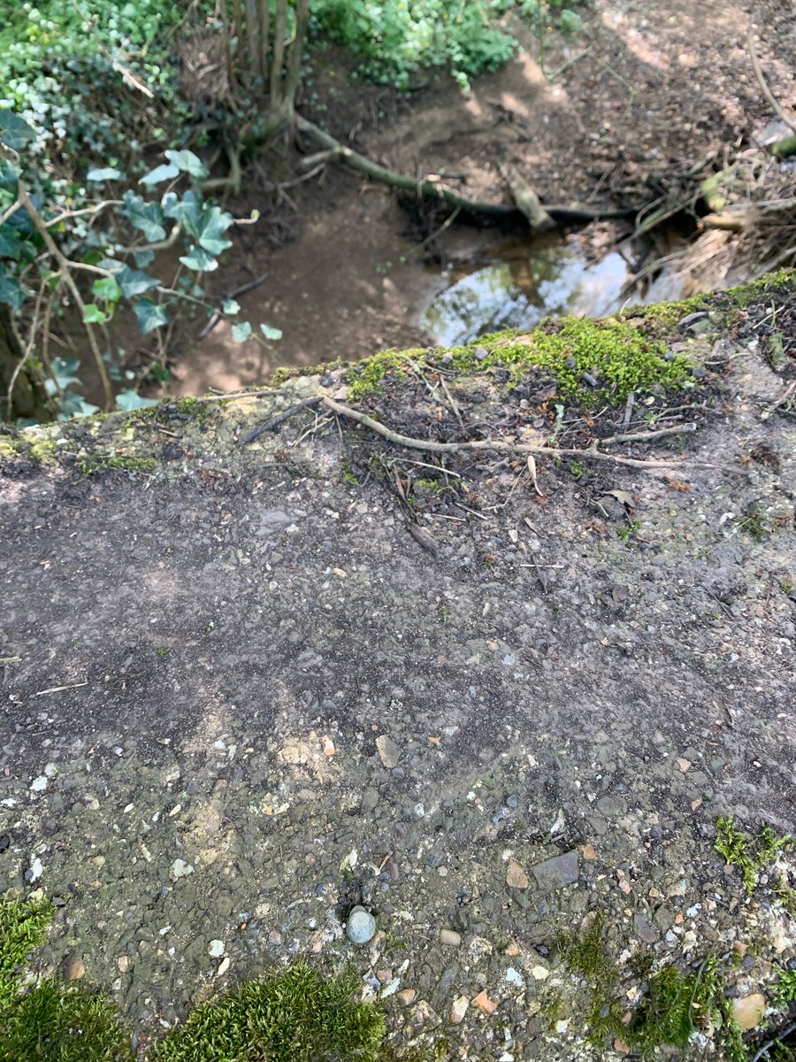 Three spotted yesterday for #BenchmarkMonday. An arrow on a bridge parapet that points at nothing more than the pinnacle, a house where the mark has been proudly painted white to highlight the benchmark, and a Rivet and arrow at the centre of a concrete bridge.