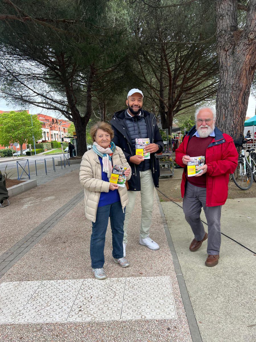 PS Castanet (@pscastanet31) on Twitter photo Mobilisés à votre rencontre de nouveau ce week-end à Castanet pour #ReveillerLEurope .
Échanges et présentation de notre liste 🇪🇺<a href="/partisocialiste/">Parti socialiste</a> <a href="/placepublique_/">Place publique</a> portée par <a href="/rglucks1/">Raphael Glucksmann</a>.
Le #9juin faisons basculer l’Europe à gauche pour une Europe sociale et plus écologique 🌹🌱🇪🇺 Mobilisés à votre rencontre de nouveau ce week-end à Castanet pour #ReveillerLEurope .
Échanges et présentation de notre liste 🇪🇺<a href="/partisocialiste/">Parti socialiste</a> <a href="/placepublique_/">Place publique</a> portée par <a href="/rglucks1/">Raphael Glucksmann</a>.
Le #9juin faisons basculer l’Europe à gauche pour une Europe sociale et plus écologique 🌹🌱🇪🇺