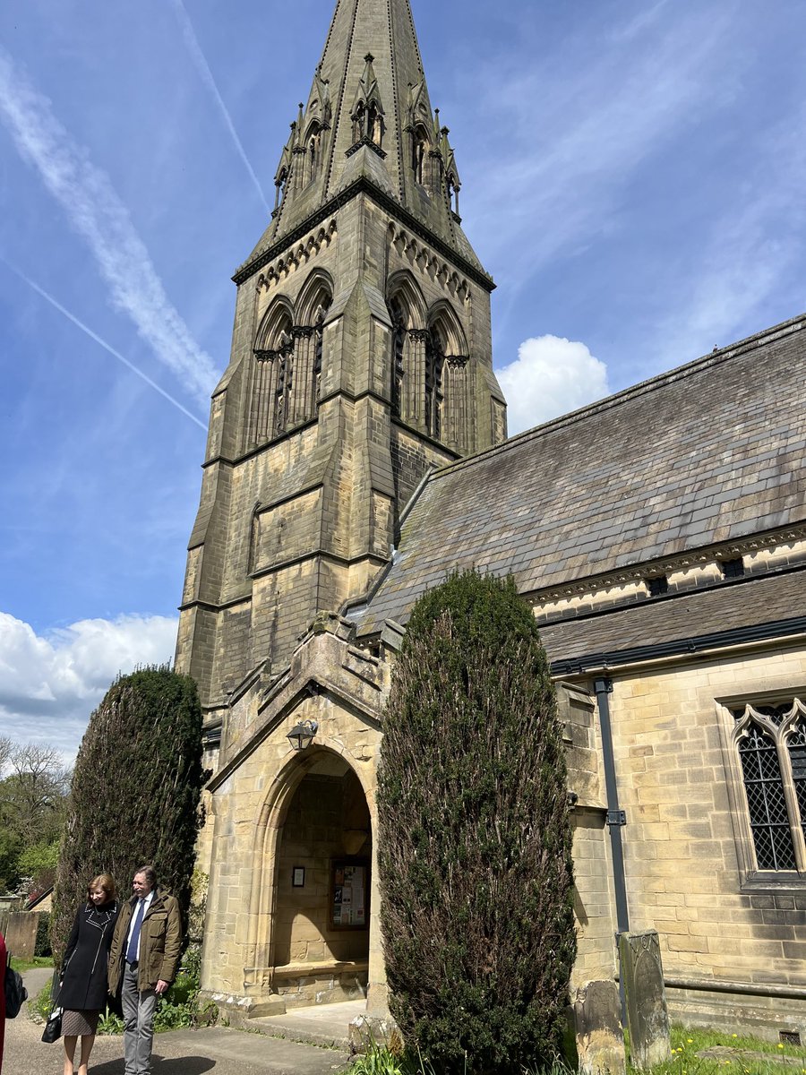 A marvellous sense of community as we gathered together in the beautiful Church of St Peter in Edensor to celebrate the contribution of the rural economy. ⁦@DerbyshireHS⁩