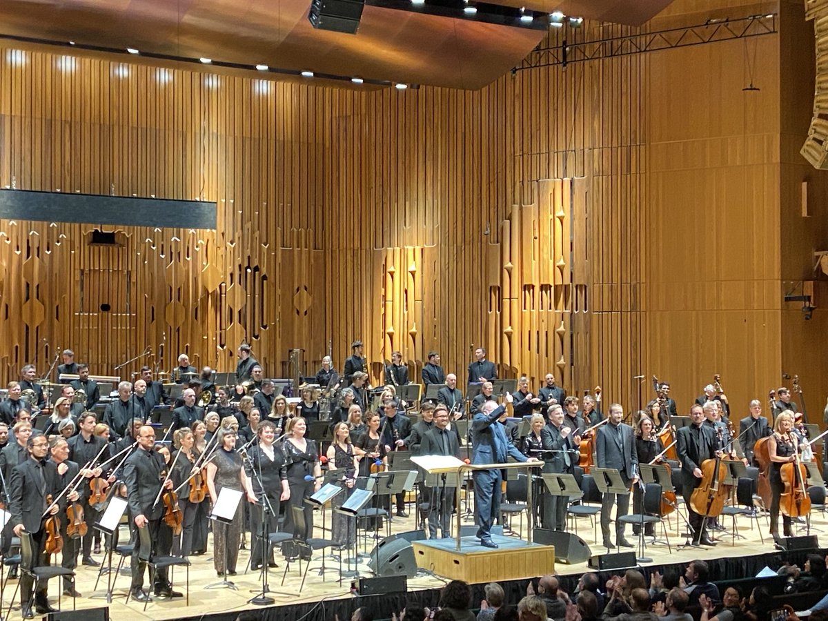 Most exciting concert by a country mile this week from ⁦@BBCSO⁩ ⁦@BBCSingers ⁦@BarbicanCentre⁩ #Brabbins #berio #dallapiccola #maderna #nono 🇮🇹vaulting ambition, radical imagination - wicked humour  🙏🏼 ⁦#NicholasDaniel #AnnaDennis #JohnFindon