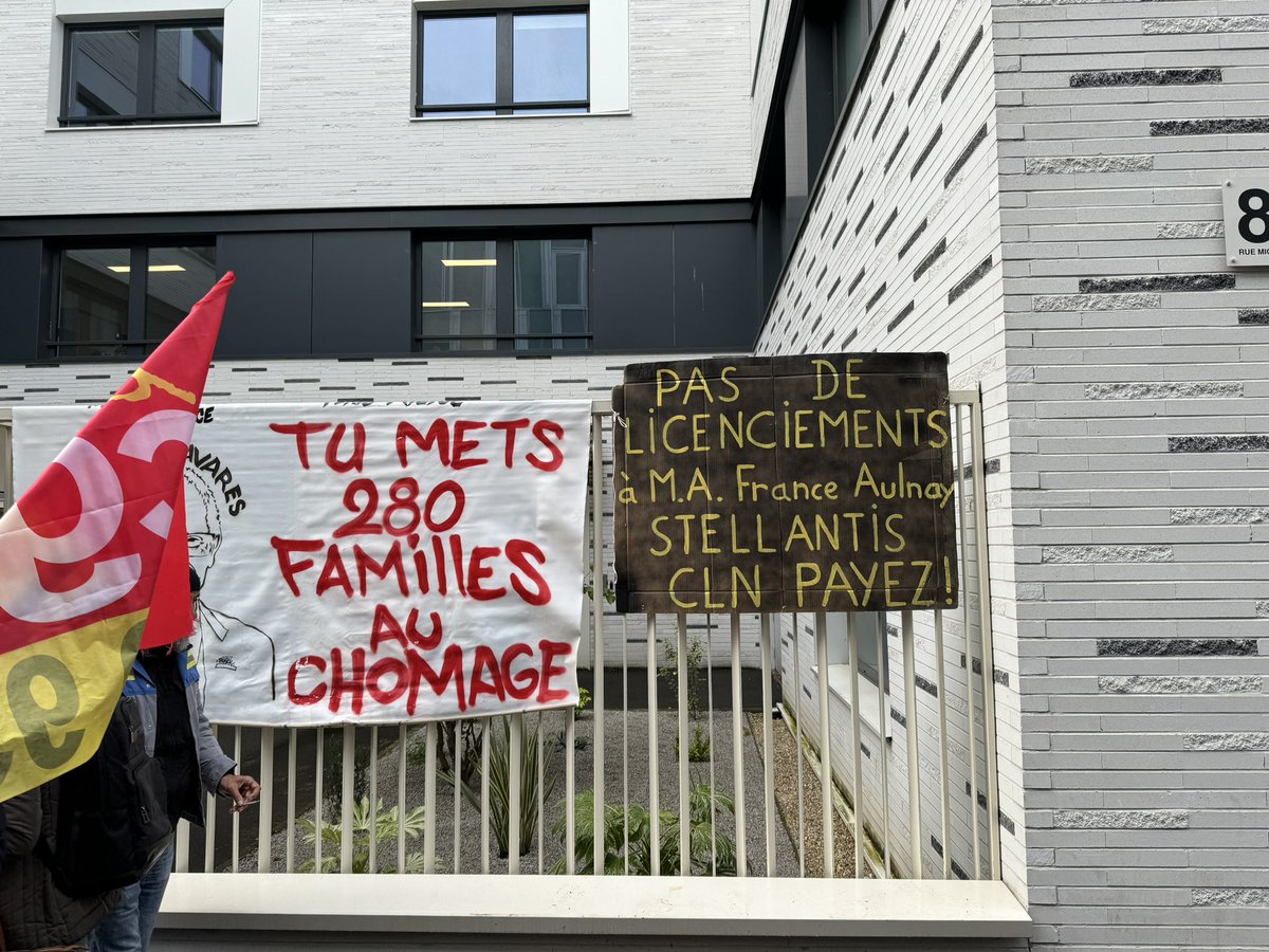 Avec les MA France #AulnaySousBois devant le tribunal de commerce de Bobigny. Monsieur le ministre @RolandLescure, ne laissez pas mourrir cette entreprise et détruire 400 emplois sur l’autel du profit du donneur d’ordre @StellantisFR