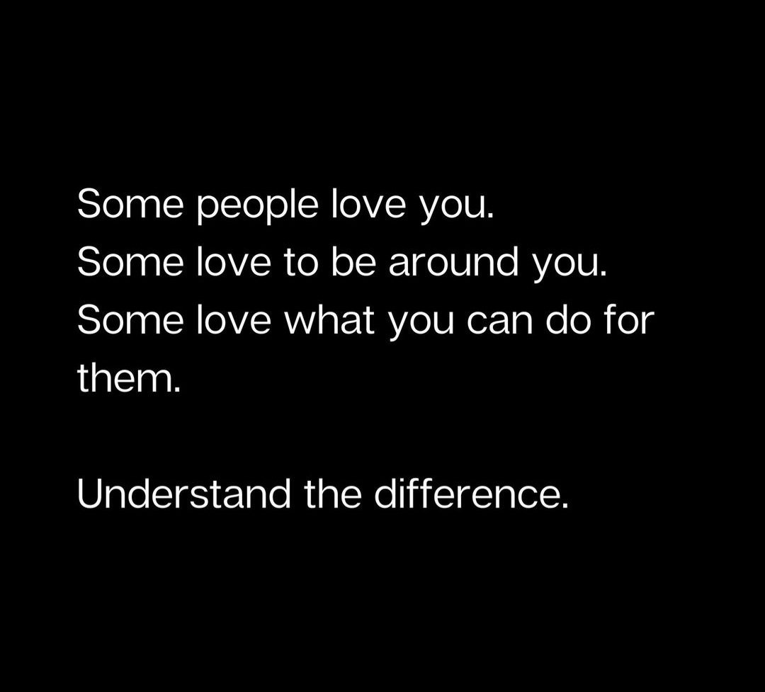 Always know the difference... Happy Monday! Have a fantastic new week! 🙏🏻🙌🏻✨️💙 #MondayMotivation #MondayMood #MondayThoughts