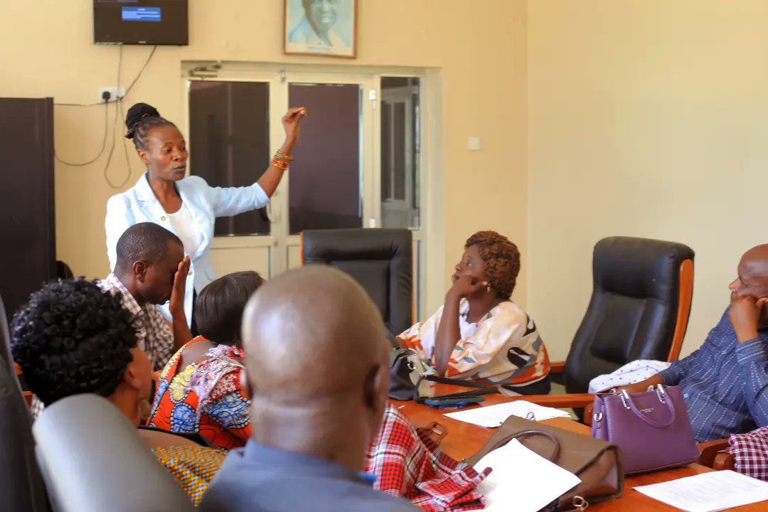 SAWAU_'s tweet photo. KIKAO CHA KAMATI YA MIPANGO NA FEDHA HALMASHAURI YA UKEREWE.

Sawau kupitia Mkurugenzi wake @sophiamalongo imefanikiwa kufanya kikao na kamati ya mipango na fedha Halmashauri ya Ukerewe na kufanya majadiliano juu ya namna kamati hiyo inavyoweza kuhusisha na susaidia mikakati ya https://t.co/K13gEQnJBy