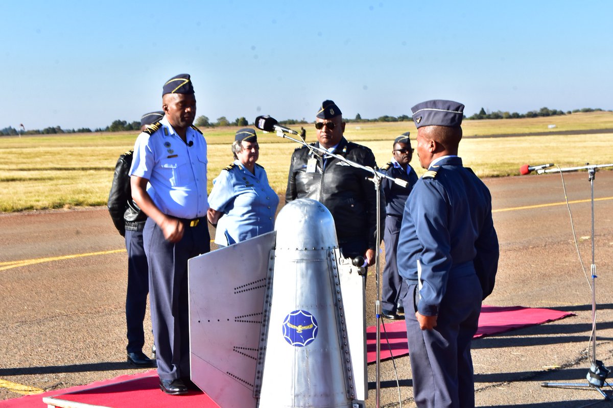 SANDF_ZA's tweet photo. READ || Adventure Awaits in Each Puff of the Wind.

https://t.co/xtZ4sf1U3L

#SANDF
#SAAirForce
#SAAirForceMuseum
#FreeTheEagle
#SAAFAirShow2024 https://t.co/dgwF4pXzqQ