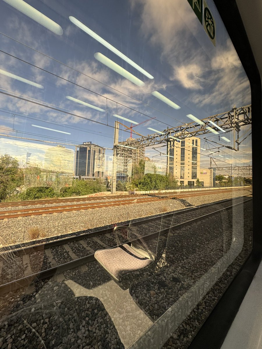 SᑌSᗩᑎᗩ Gᗩ tweet media