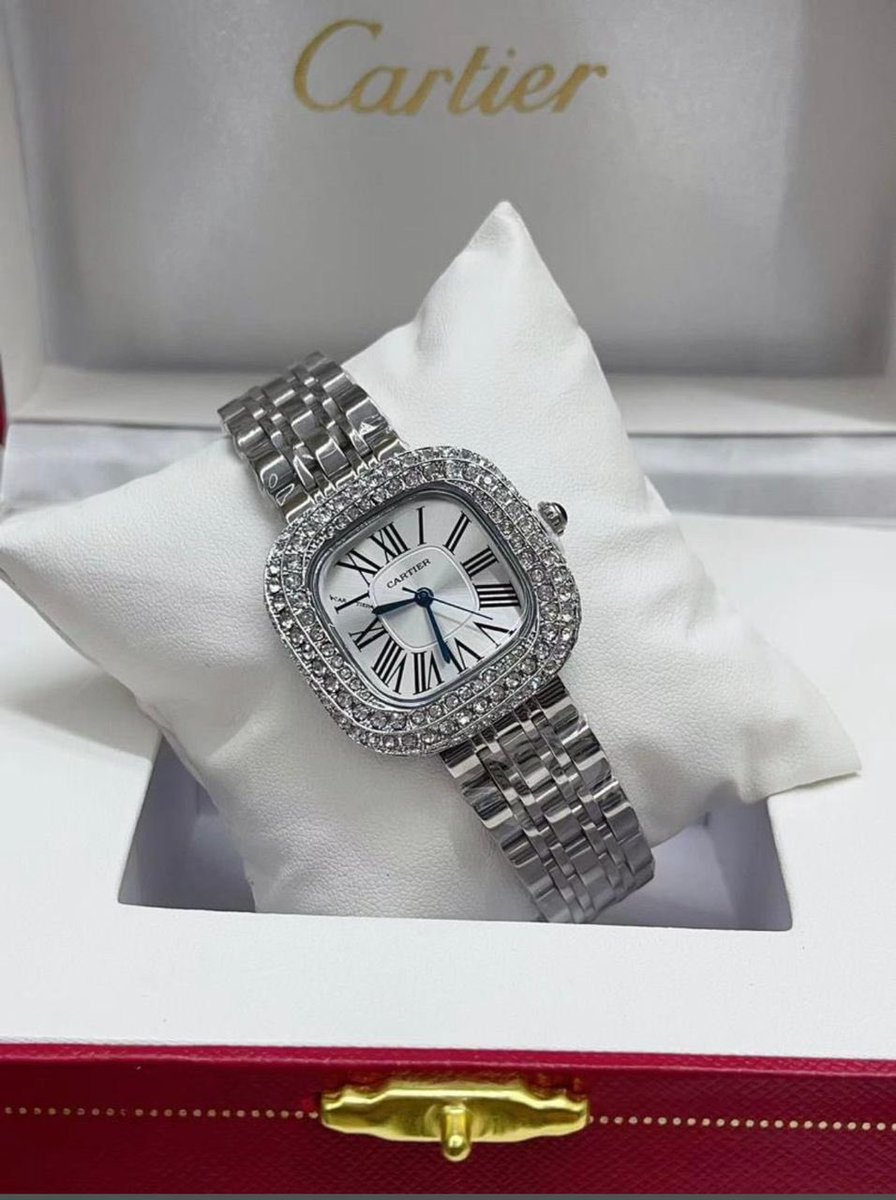 Cartier wristwatch for ladies.

🔹Price: 15k

🔹Long lasting, waterproof, skin friendly 

🔹Available for immediate delivery and pickup 
🔹Send a dm to place an order 
🔹What you see/paid for is what you get
🔹No scam zone ❌❌