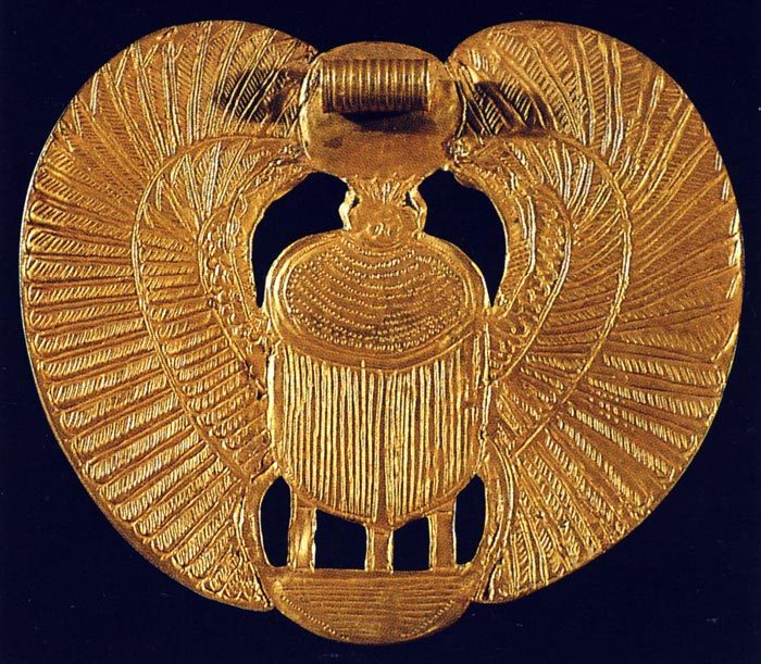 Reverso del pectoral del escarabajo de Tutankhamón #arte #Egipto