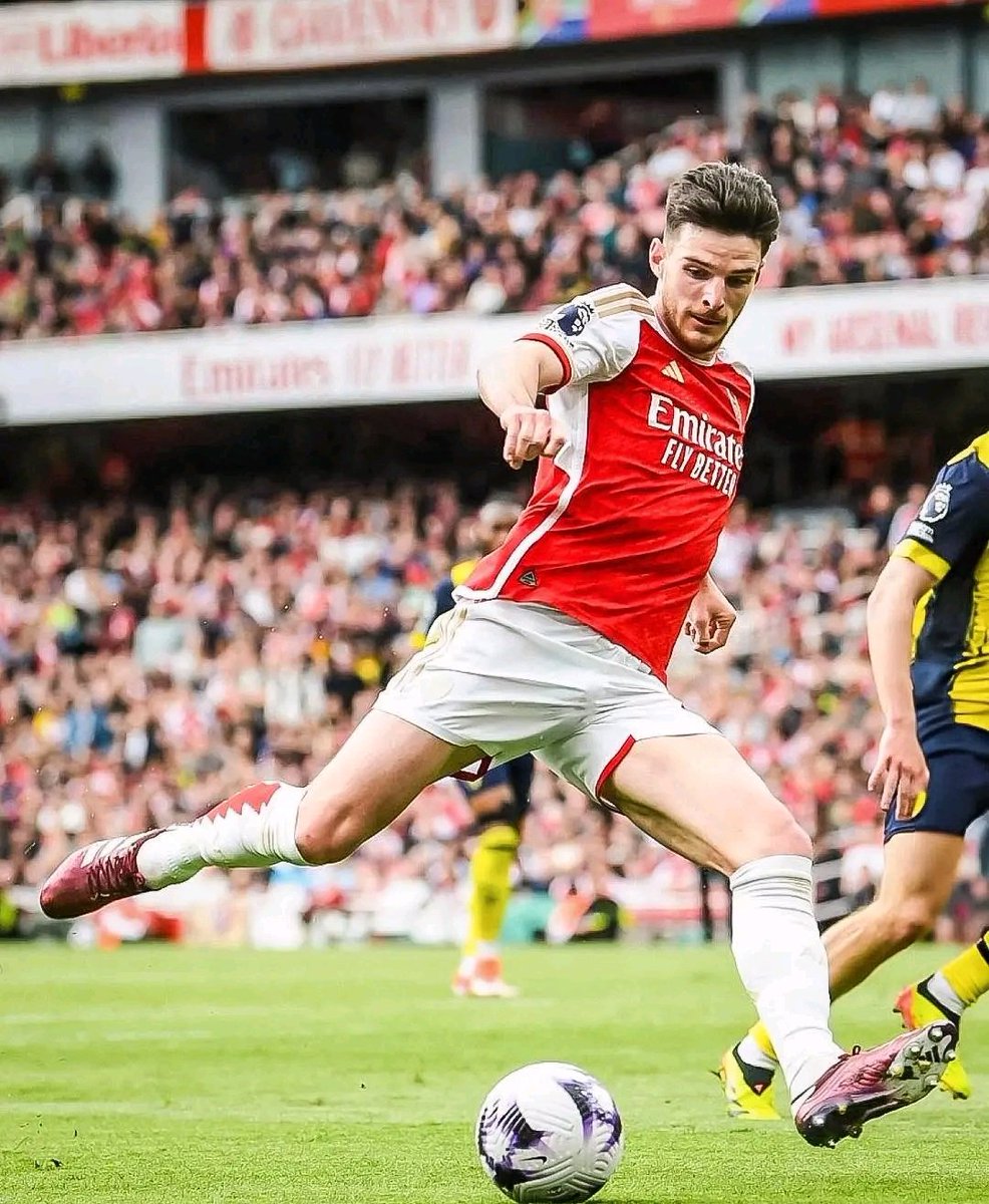 🚨Santi Cazorla once commented on Rice: 'Declan Rice reminds me of Aaron Ramsey, he is always everywhere, a truly formidable player.'

🔸️And against Bournemouth, we could see some similarities between Declan Rice and Aaron Ramsey in two-thirds of Arsenal's goals.

🔸️In the…