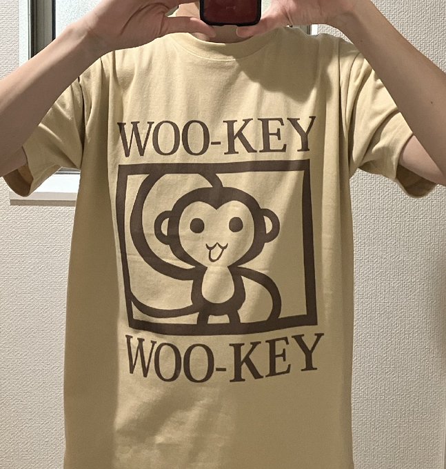 動画で茜ちゃんに着てもらってるTシャツを作っちゃいました。 