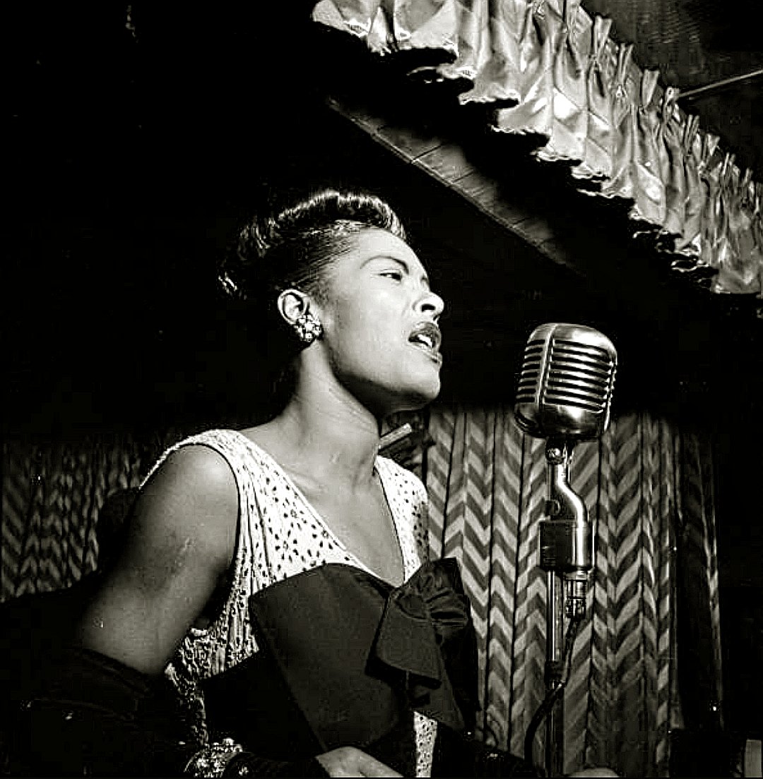 Billie Holiday photo by William Gottlieb #BillieHoliday