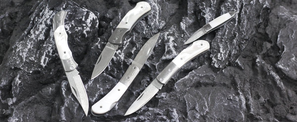 SunlongKnives's tweet photo. Check out these stunning Damascus steel folding knives with unique mother-of-pearl handles—a perfect gift for your loved ones! 🌟🔪

👉https://t.co/gEhJOKUYIU

#sunlongknives #sunlong #Damascus #everydaycarry #OutdoorKnife #GiftIdea https://t.co/RWUnsv1OTI