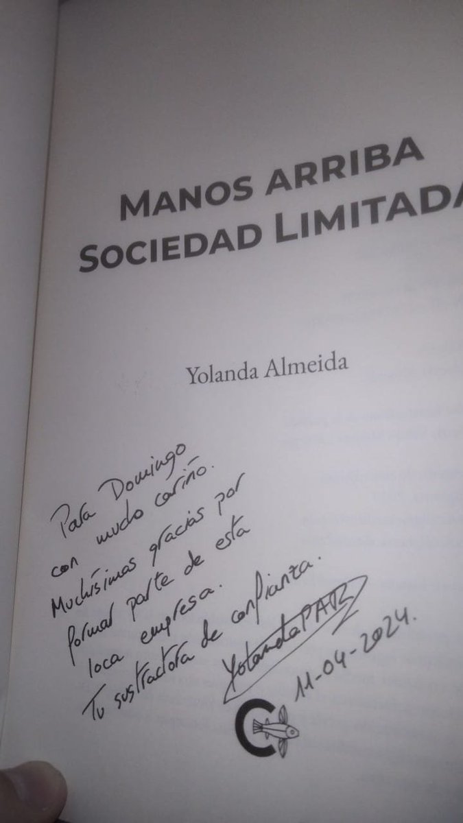 Disfruté mucho con la dramatización de «Manos Arriba S. L.» de Yolanda Almeida @Asesinatobahia en la biblioteca de Tudela @biblitud y he disfrutado más aún leyendo la obra, publicada por @caligramaeditor. Sigue así, compañera 💪 Estás haciendo un gran trabajo 👏👏👏