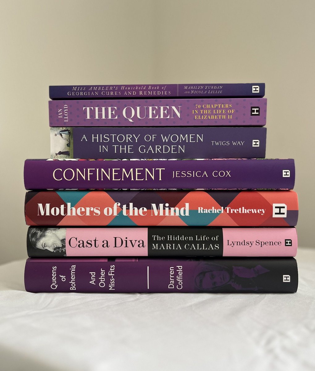 #BankHoliday stack ✨💐🌸 Check out these amazing titles and more via our website: buff.ly/3K40BNP #history #historybooks #womenshistory #bookrecommendations