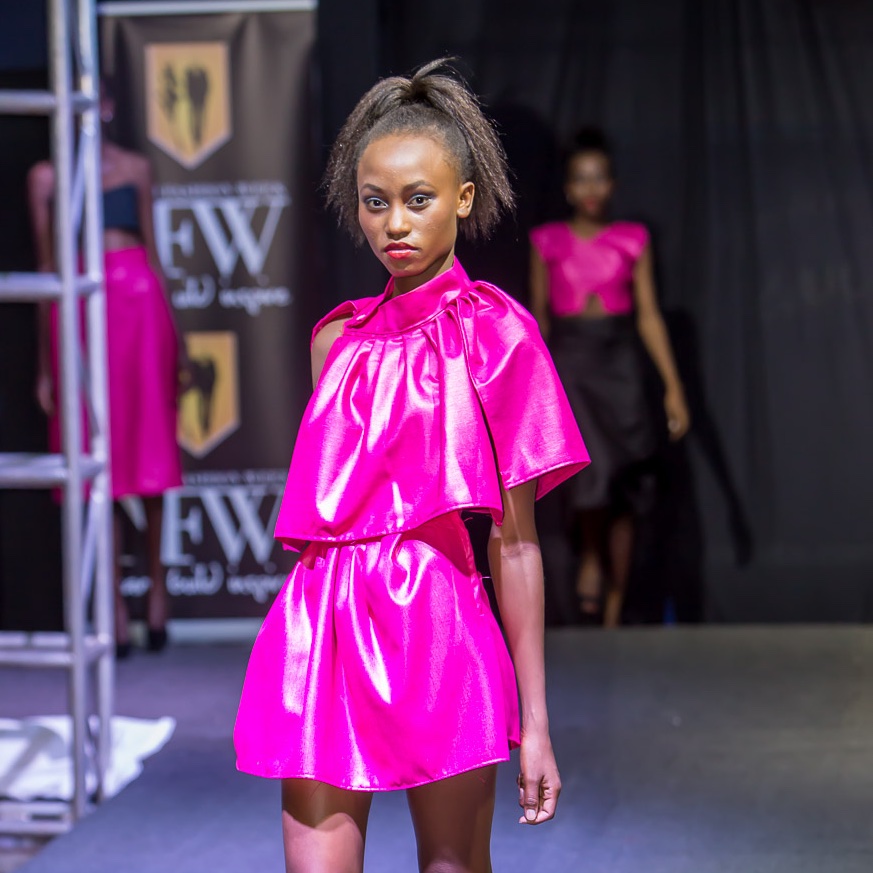 From the Nairobi Fashion Week archives. This vibrant ensemble from DYC Inc

#TBT #2014Fashion #fashionthrowback #runwaymodel #runwayready #africanfashion #nairobifashion #fashionweek