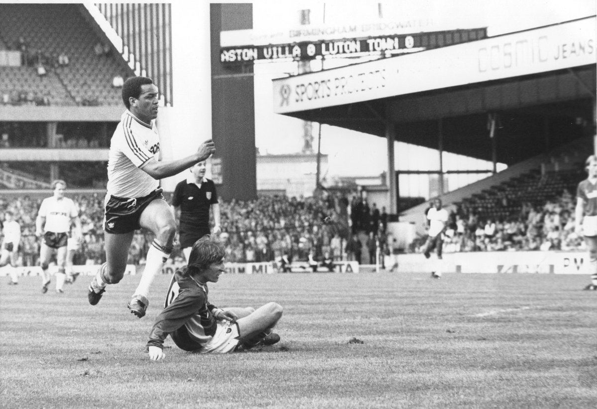 ⏪OTD 1985 Brian Stein pounces on a Gordon Cowans stumble to score the only goal of the game as Town win at Villa Park, the result all but ending any fears of relegation.