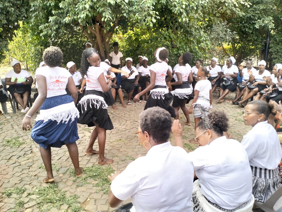 🎵Unha cartografía recolle as experiencias relacionadas coa creación e transmisión musical das mulleres migrantes en Galicia 🗞️ usc.gal/gl/xornal/nova…