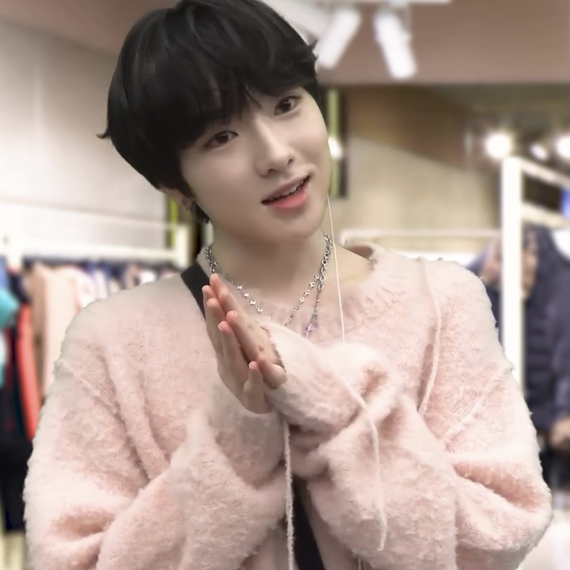 3939pancla's tweet photo. 훈녀스킬 그만‥ 나 마���이 힘듦‥ https://t.co/UIJlLZt4F5