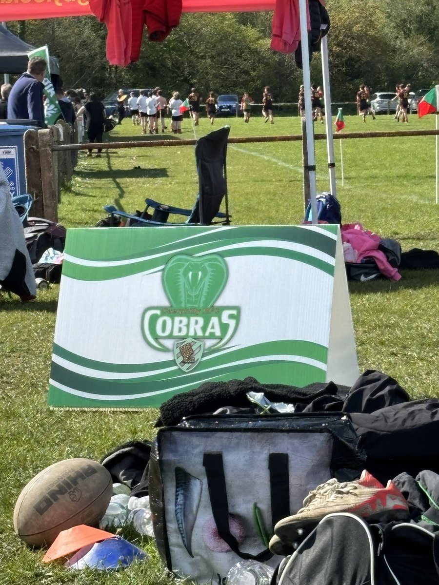 A massive well done to Caerphilly Cobras u13s team this weekend, ending their season on a massive high in the sunshine.

Unbeaten cup winners at the prestigious Dunvant Tournament, well done boys!  @PE_stcenydd  @StMartinsHWB   @YGCRhAddGorff @CNS_HealthandWb