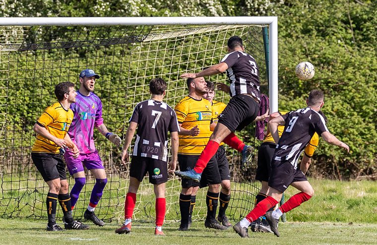 Pictures from our final game of the season against @OrwellFC1920. Photo’s by Terry Bowen See more on our Facebook page: m.facebook.com/somershamtownfc @HuntsFA @CambsLeague