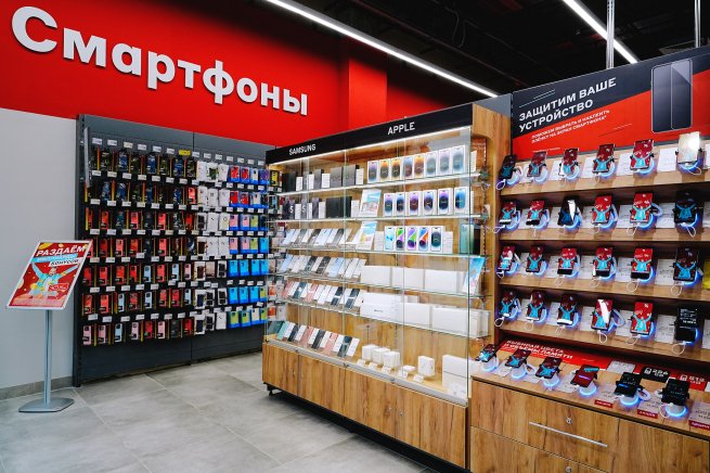 М.Видео открывает первые мультибрендовые зоны складных и раскладных смартфонов new-retail.ru/novosti/retail…