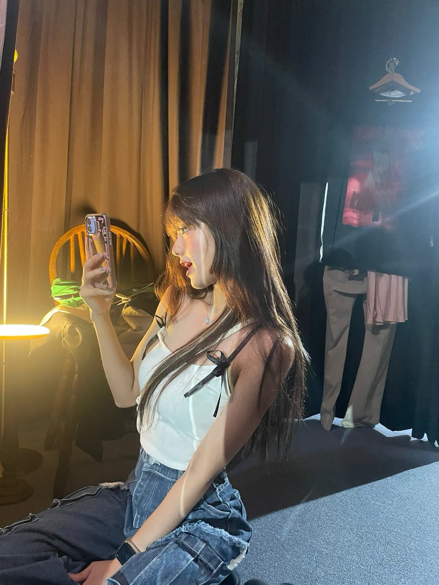 bitterbitty28's tweet image. 🤔