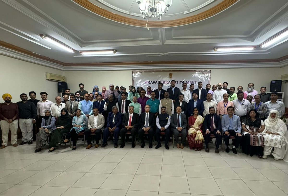 CGI, Jeddah organised an interaction of Indian Community with Secretary (CPV & OIA), Ministry of External Affairs, @MukteshPardeshi on 05 May 2024, in its premises. Consul General Mohd. Shahid Alam @Shahid_IFS delivered the welcome remarks and highlighted the efforts of CGI,…