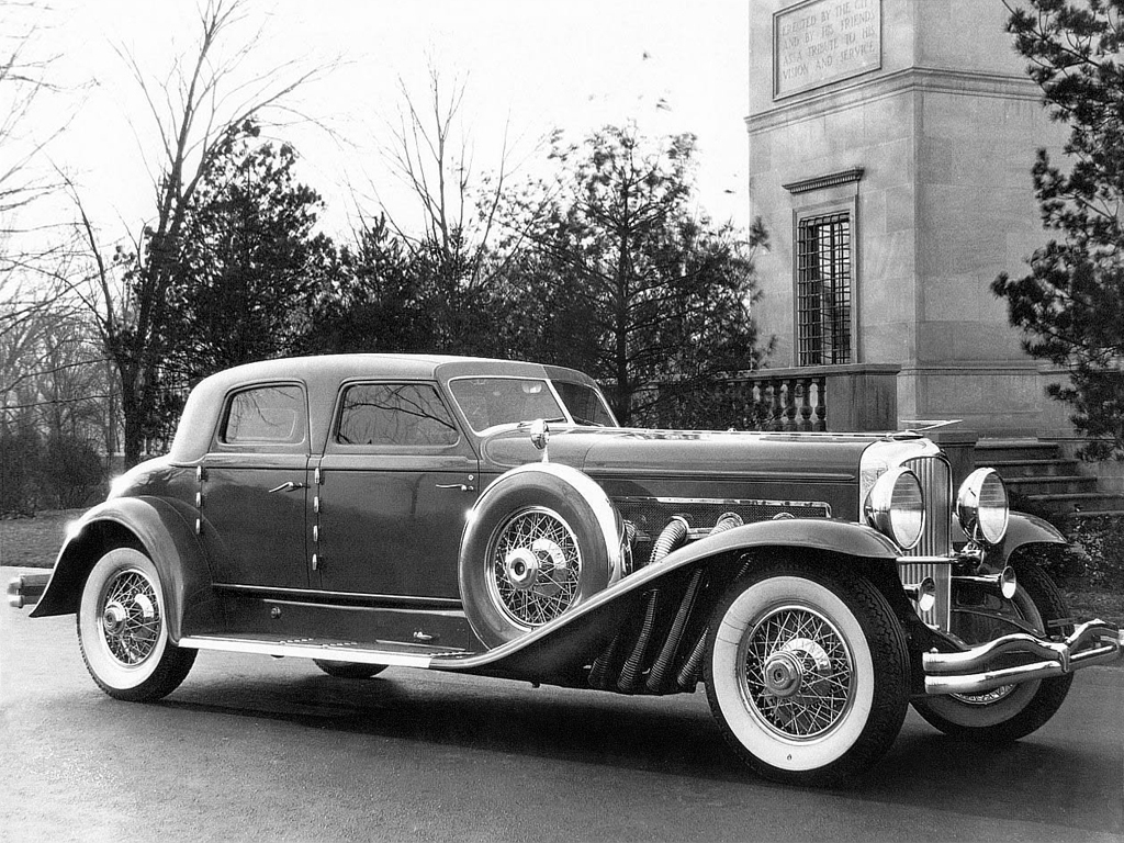 Durante los años 20 y 30 la marca americana Duesenberg fue una de las más lujosas del mundo, y sus anuncios reflejaban esta realidad, aunque no mostraban el coche. 📷

escuderia.com/duesenberg-los…