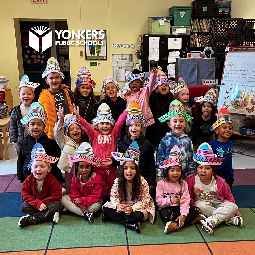 ☕️ Good #MondayMorning from the Yonkers Montessori Academy Welcome Committee. Let's have this kind of week! #CarpeDiem
#CincoDeMayo