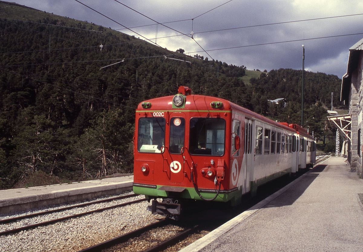 Fotos de Cercedilla C9 las UT442
.
Foto: Wikimedia junio de 1999