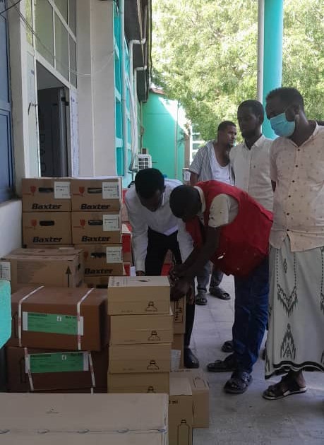 Wounded patients need emergency medical treatment to survive and recover. @ICRC delivered lifesaving medicines and medical consumables to Bike General Hospital in Sitti Zone of #Somali Regional State and Mohammed Aklie Memorial General Hospital in #Afar Region. #Ethiopia