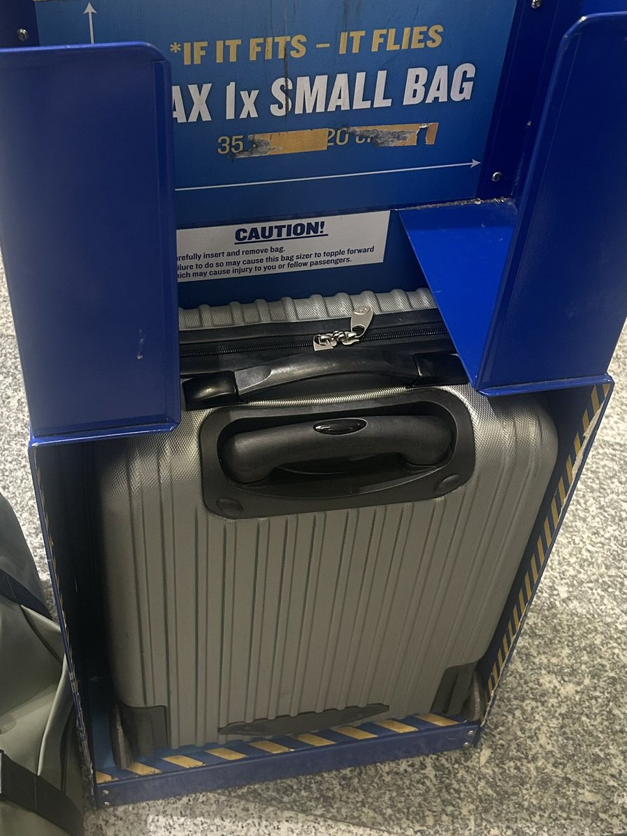 @Ryanair Did your baggage policy change in the last two days, or why are we being asked to pay €46 to bring this bag onto the cabin (non-priority) when it was free on Saturday?