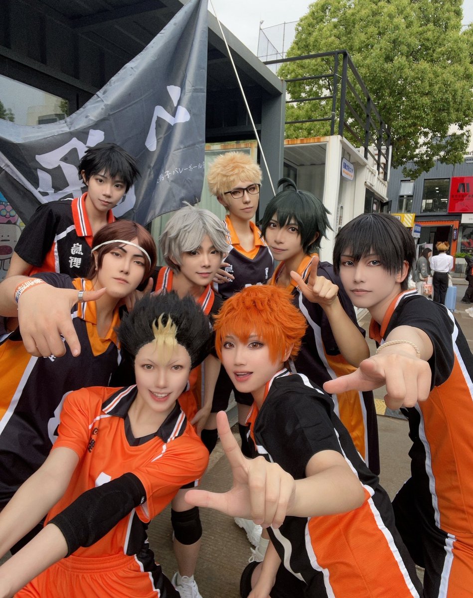 烏野——🐦‍⬛🏐

#cos #cosplay #Haikyuu #karasuno #hinatashoyo #kageyamatobio #tsukishimakei #yamaguchitadashi #sawamuradaichi #sugawarakoushi #azumaneasahi #nishonoyayuu
#コスプレ #ハイキュー #烏野 #日向翔陽 #影山飛雄 #月島蛍 #山口忠 #澤村大地 #菅原孝支 #東峰旭 #西谷夕