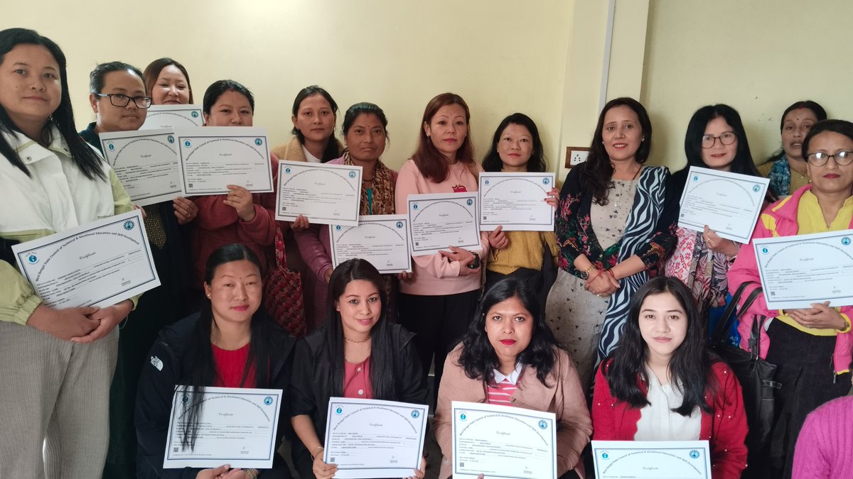 Happy faces with skilled certificates. 
A batch of Housekeeping (Cook cum Helper) trainees under RPL mode training receiving certificates at the Block Development Office, Takdah-Ranglirangliot Development Block, Darjeeling. 
 #SkillsForSuccess #UtkarshBangla #skillsdevelopment