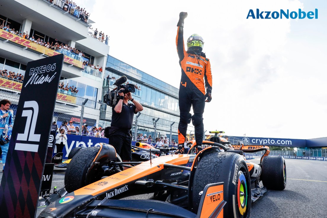 Brilliant drive by @LandoNorris to claim his first Formula 1 victory in yesterday’s #MiamiGP. Congratulations to the entire @McLarenF1 team. #AkzoNobel #McLaren