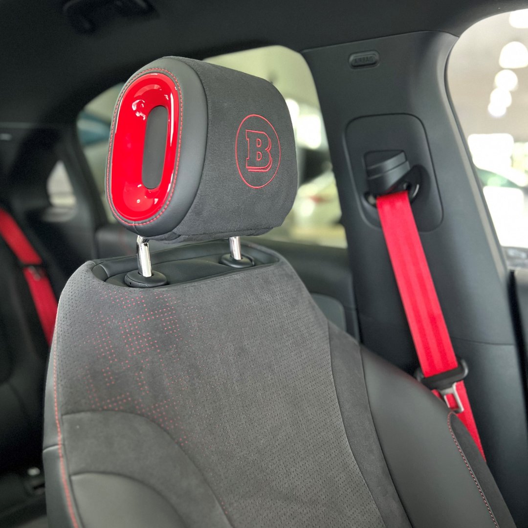 Sandown smart tweet media