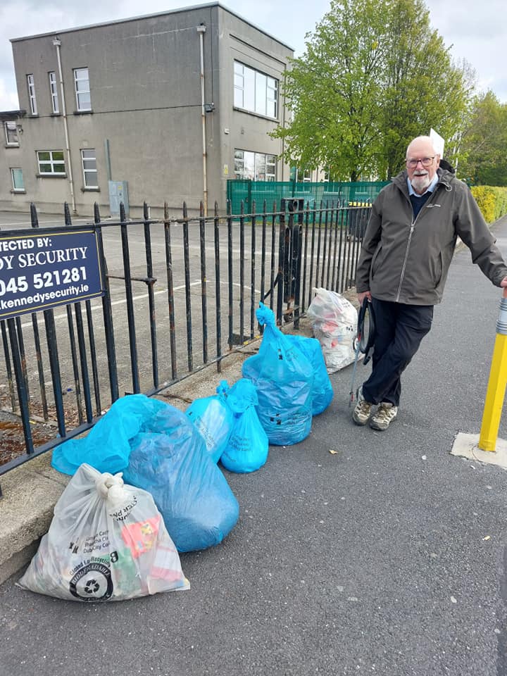 @BloominCrumlin had about 20 people out and about Crumlin for a #NationalSpringClean, doing fantastic work 🥳 👏

#SDGsIrl #SpringClean24 #Dublin