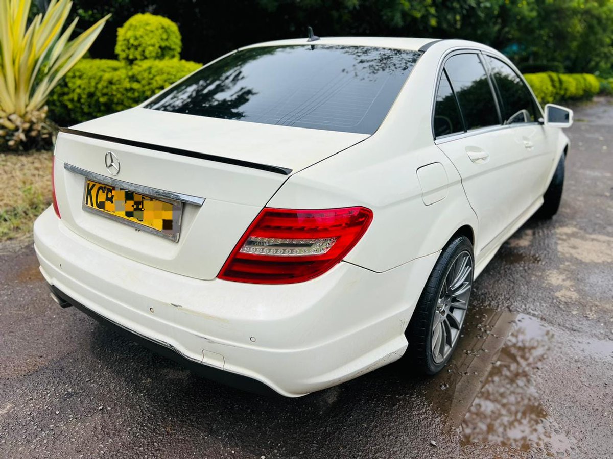 BigJs_Motors's tweet image. Sleek and Stylish  🚗

Model: Mercedes Benz | C200 | 2011
Engine: 1.8l
Features: Half Leather | Clean
Price: 1.7M 
Caption: "Upgrade your commute with the C200 – where style meets performance. Safety, luxury, and affordability in one sleek package. #ExploreWithBigJs #FastLaneLife