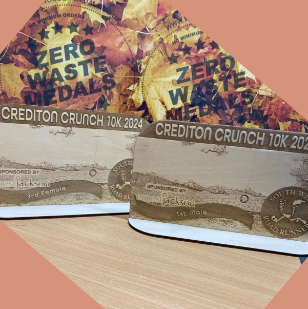 Thought we only did medals? Think again! We can supply a wide range of trophy styles in wood, slate and log slices. We can produce trophies for any occasion 😍 We love the detailing in these trophies we have recently created, our lasers ensure engraving is perfect every time 👏