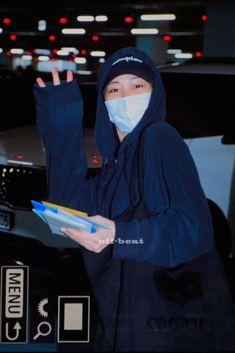 hehe cute baby, rest well for your japan tour!