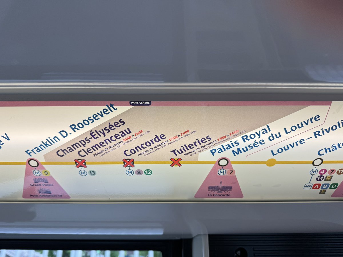 Fermer même les correspondances de @Ligne1_RATP  à Concorde et Champs-Elysées Clémenceau et ce bien avant et bien après les @jeuxolympiques à part emmerder le monde ça sert à quoi ? @prefpolice @Interieur_Gouv 😡🤬