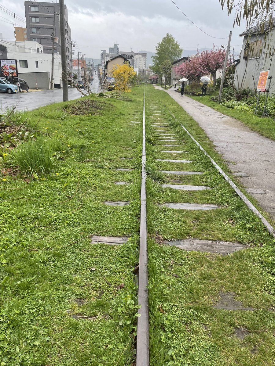 割と鉄道好きなんで廃線跡ぶっ刺さってめっちゃテンション上がった😂 #Rosenchor_北海道DAY3