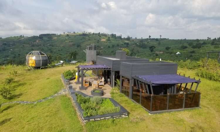 If you have someone you love, here is where you're meant to be.

📍Aramaga Rift Valley Lodge

Let's take you there: mangosafarisug.com
Travel with #MangoSafaris Uganda
