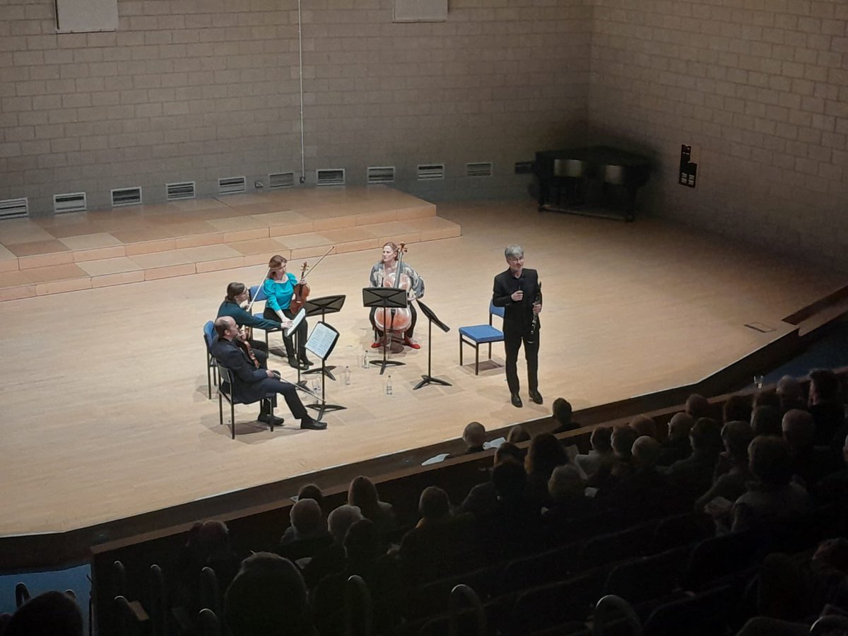 Fantastic day at @wiltshiremusic centre. Packed out kids concert with the AMAZING @lucy_drever, then gorgeous evening concert of Czech string quartets and British clarinet quintets. Looked after a treat by the fantastic staff there. And thanks @MusicintheRound for everything!