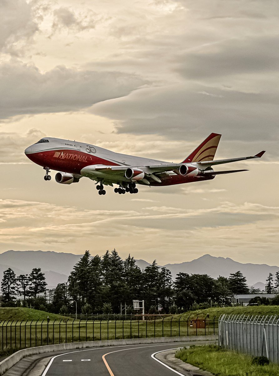 2024/05/06 Mon. 17:24
NCR450  National Airlines
Reg.:N936CA UAM✈OKO
BOEING 747-400
#RJTY  RWY18↓ ☁️ 21℃
#横田基地 #YokotaAirBase ✈
#USAF ✈:188 DAY:036