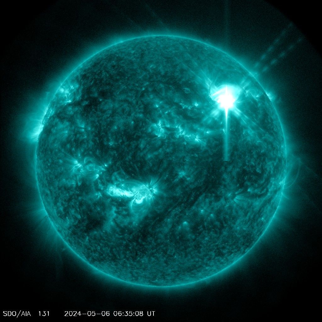 Un #BrillamentoSolare di classe X4.5 è stato osservato  alle 07:38 ora italiana del 06/05/2024, con massima intensità alle 08:35. #Assorbimenti dei segnali radio HF nelle regioni dell’Asia centrale, dell’India ed anche in Italia.